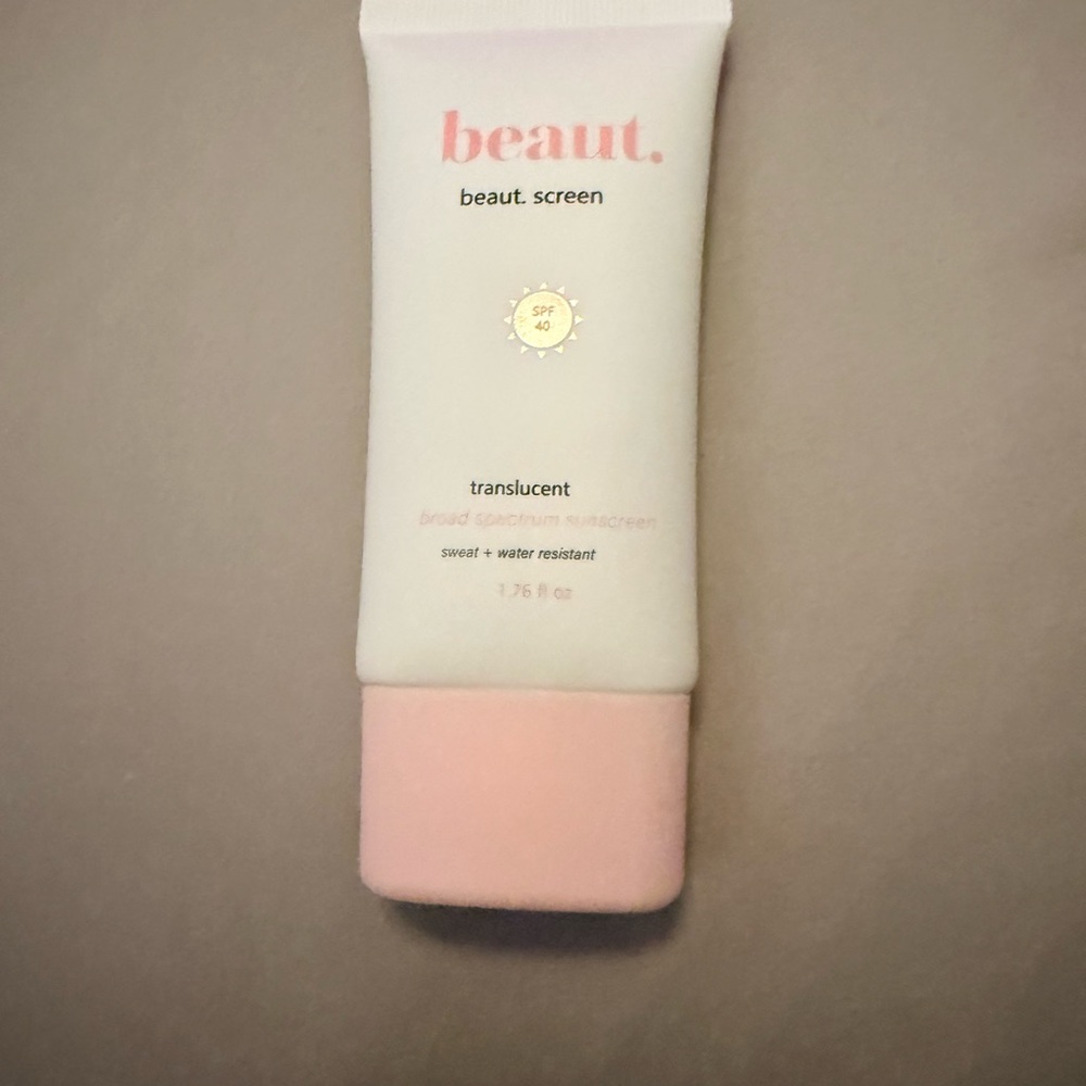 Screen Translucent Sunscreen - Pink and White